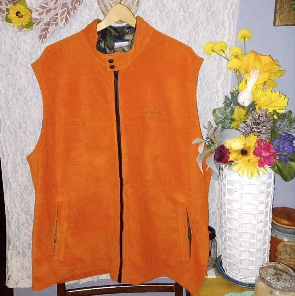 Columbia Men's XXL Orange/Camo Fleece Zip up Vest - Picture 3 of 9